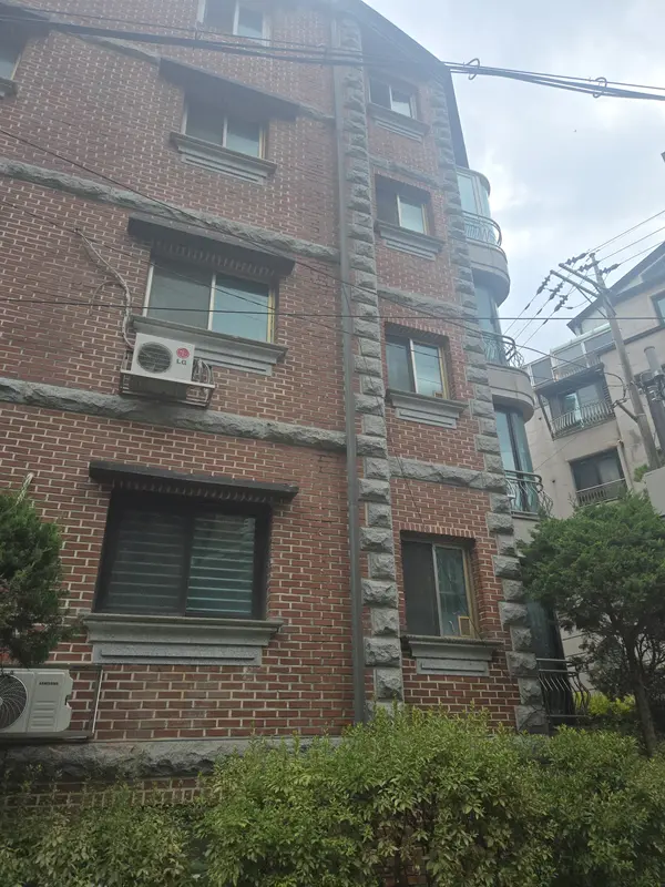 빌라 우수관 연결부 브라켓 고정